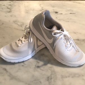 NIKE Flex Experience RN 6 Sneakers